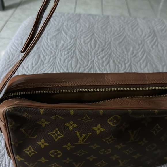 Louis Vuitton messenger vintage bag - Picture 4 of 9